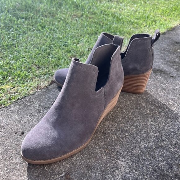 TOMS Kallie Wedge Bootie, Size 8 - Picture 8 of 8